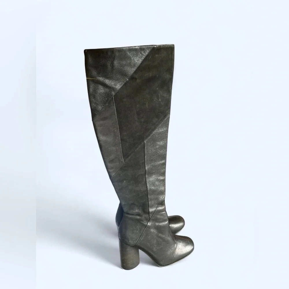 Black patchwork leather knee‎ high boots with a chunky heel pointed toe size 5.5